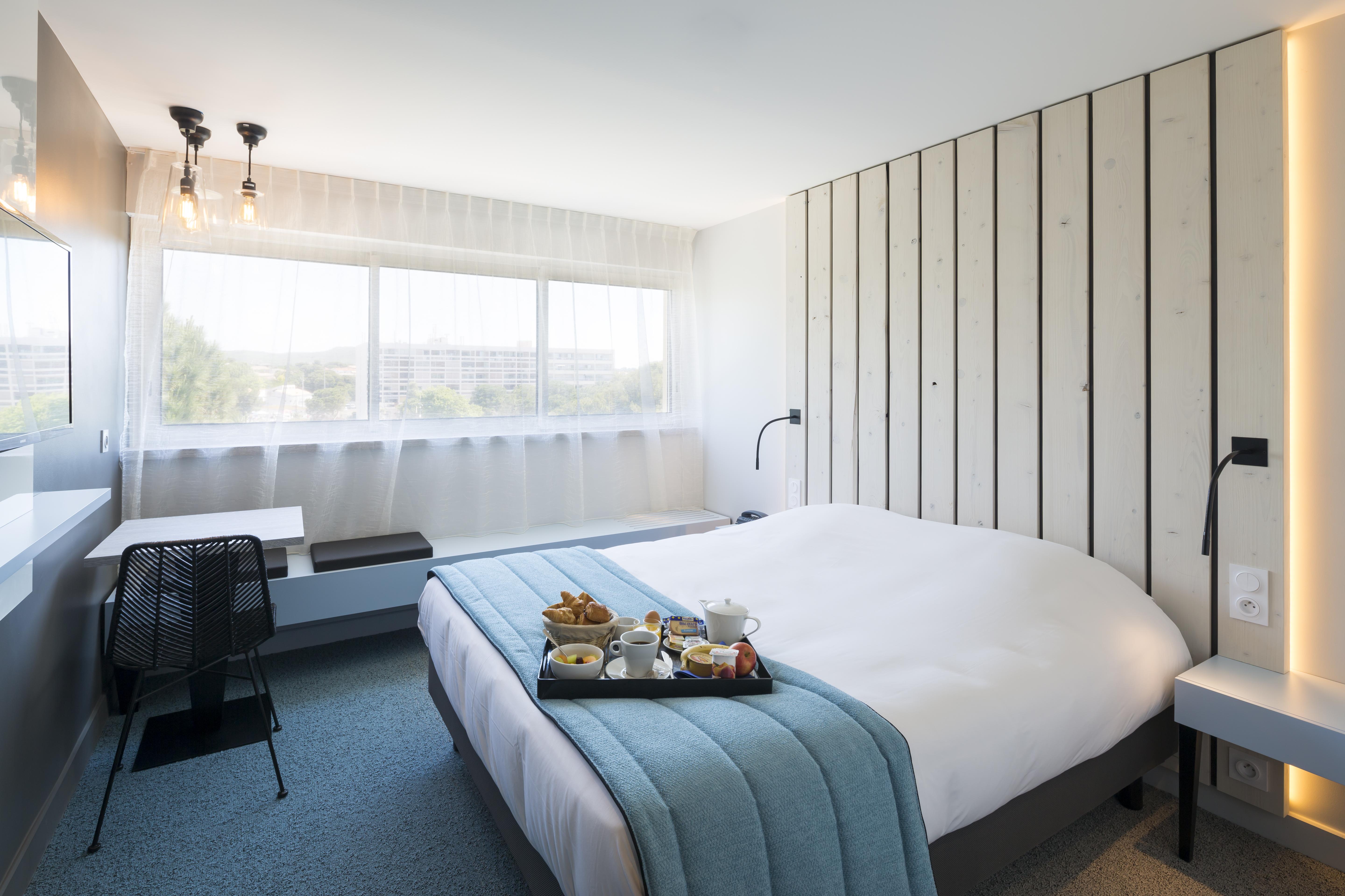 Logis Hotel Les Pins - Operalia Balaruc-les-Bains Ngoại thất bức ảnh